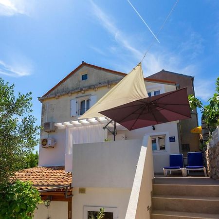 Apartments Valeria, Mali Losinj Exterior photo
