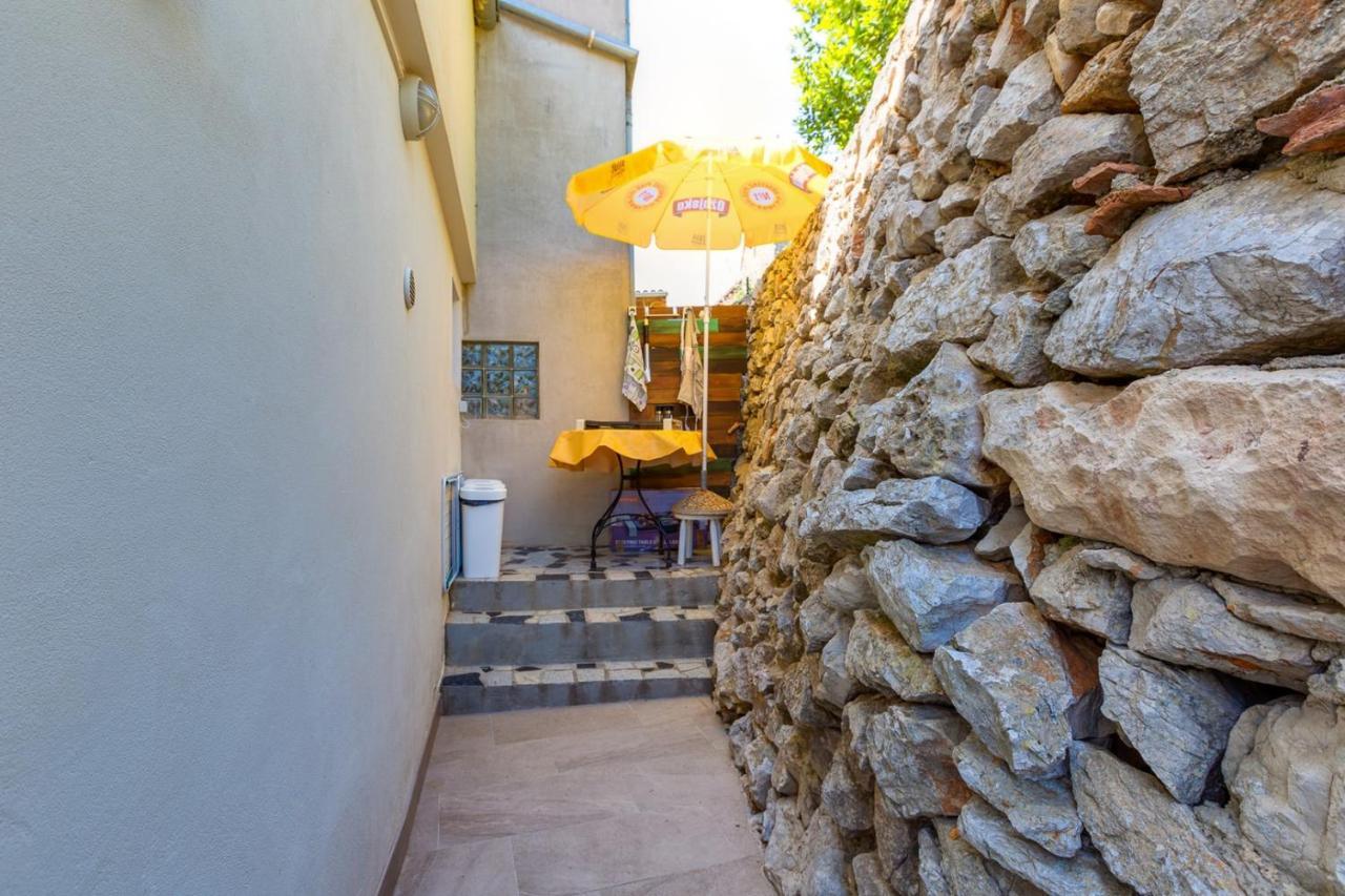 Apartments Valeria, Mali Losinj Exterior photo